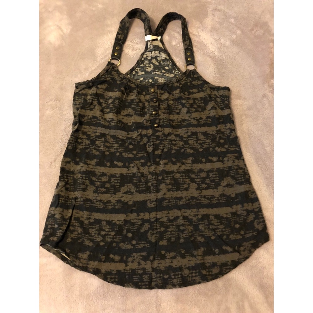 Army green and black top